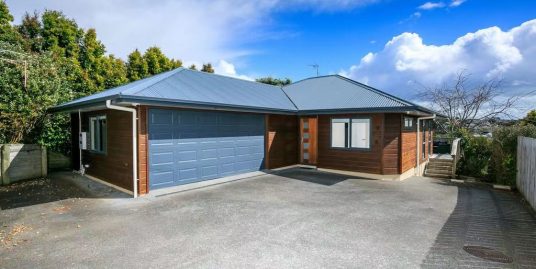 Totara Vale, 3 bedrooms