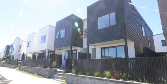 Hobsonville, 3 bedrooms