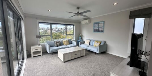 Rothesay Bay, 4 bedrooms