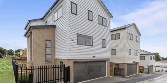 Te Atatu South, 5 bedrooms