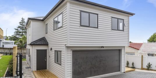 Te Atatu South, 3 bedrooms